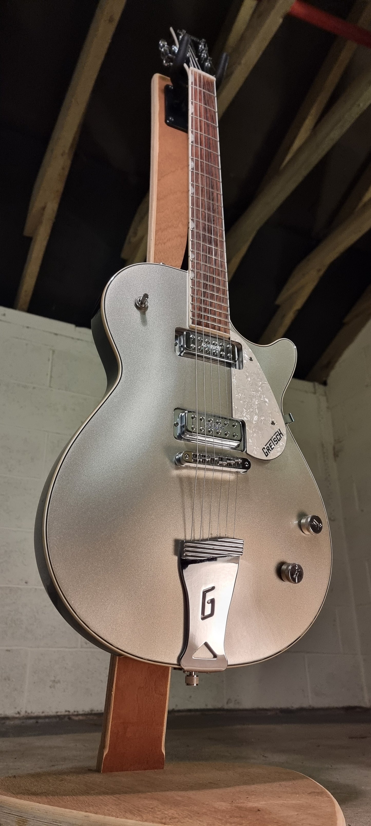 Gretsch G5426 Jet Club Silver With Hard Case, Pre-Loved